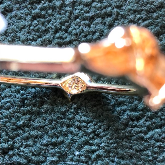 Labrador Gold Bangle - Picture 4 of 5